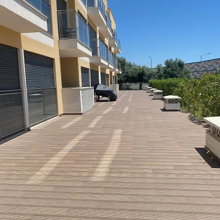 Flamingos Flat Apartment