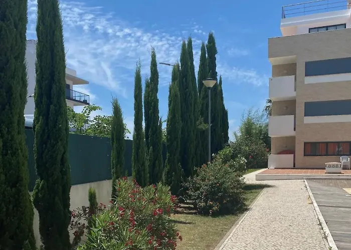 Flamingos Flat * טאווירה